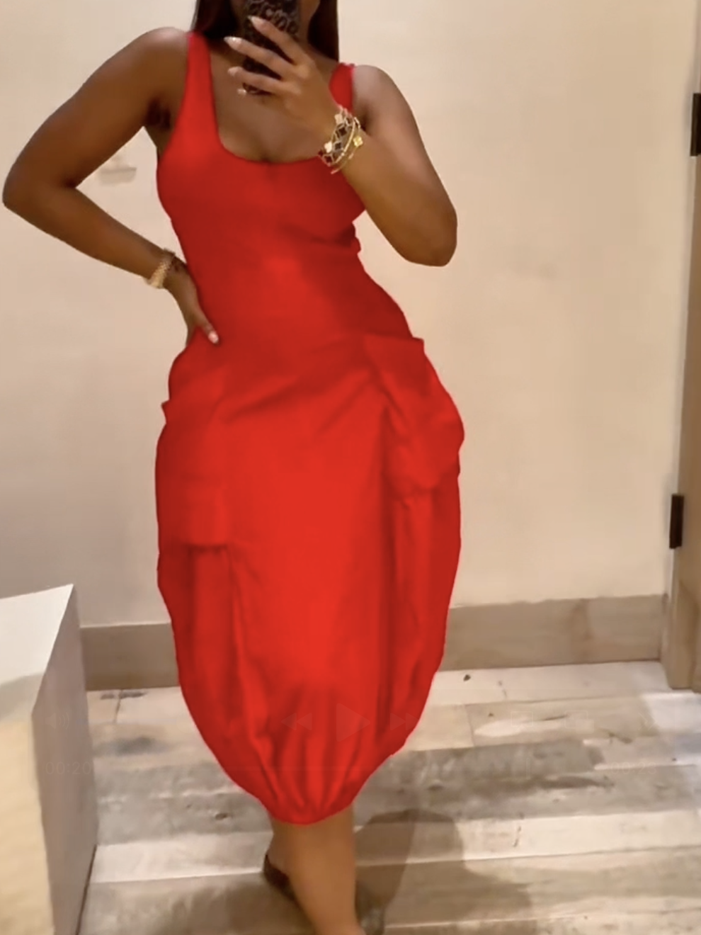 Sleeveless Backless Bud Dress