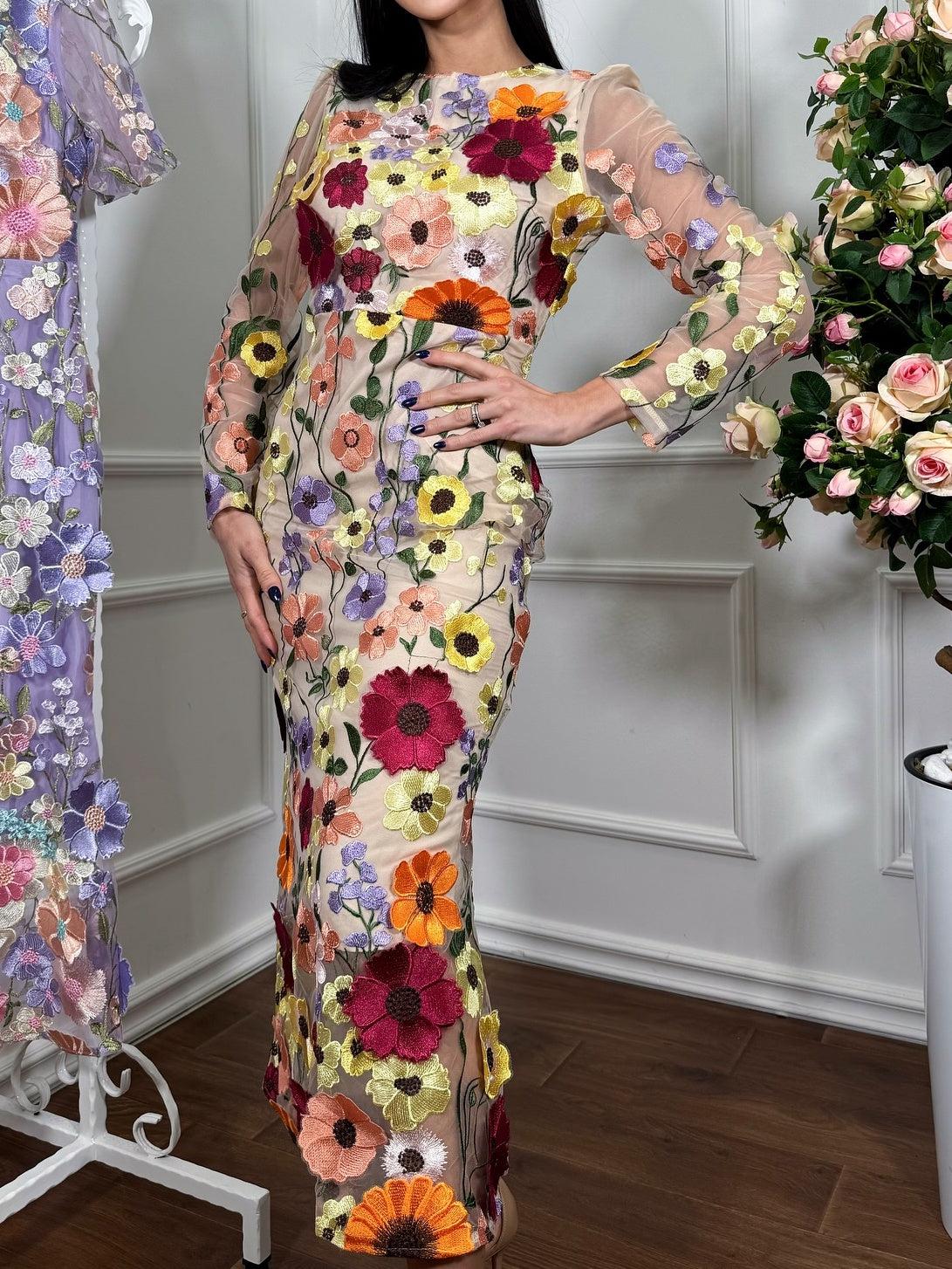 Floral Embroidered Fishtail Mid-length Dress