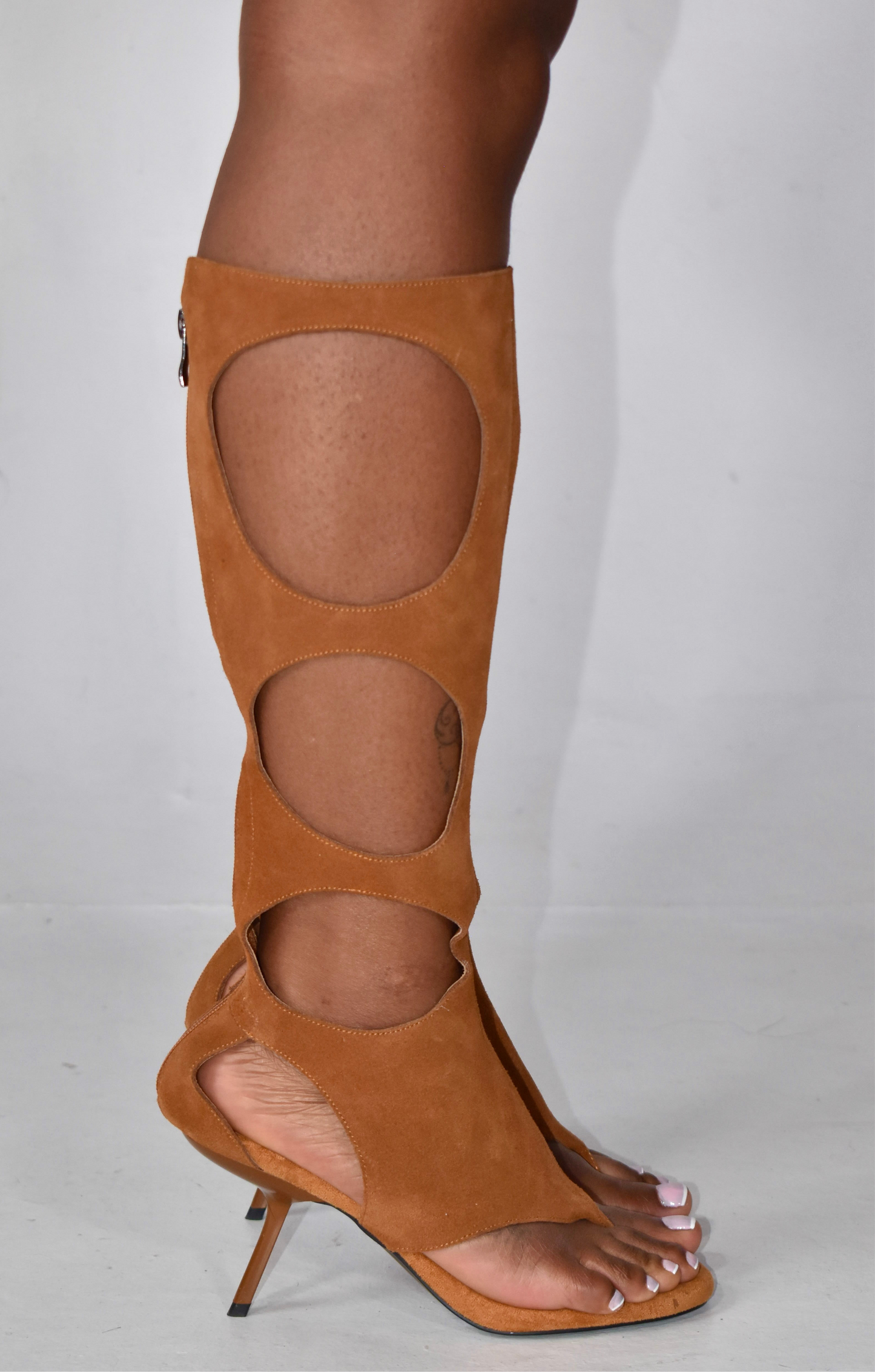 COWHIDE THONG BOOTS