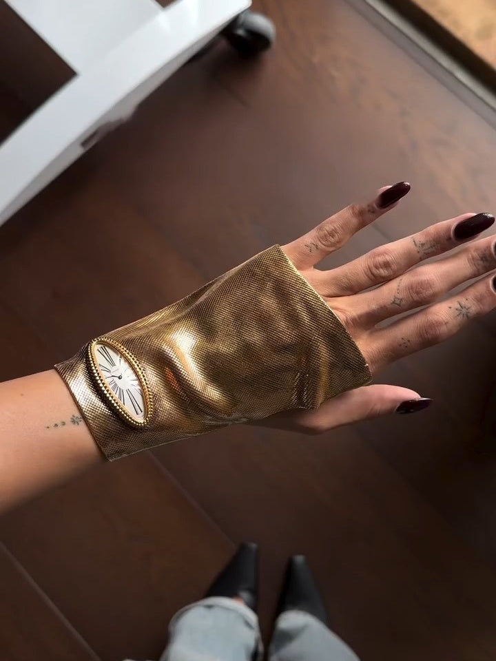 Metallic Gloves Watch