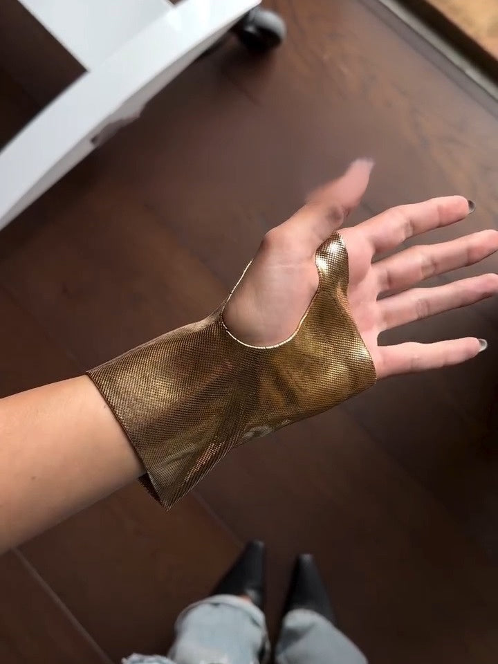 Metallic Gloves Watch