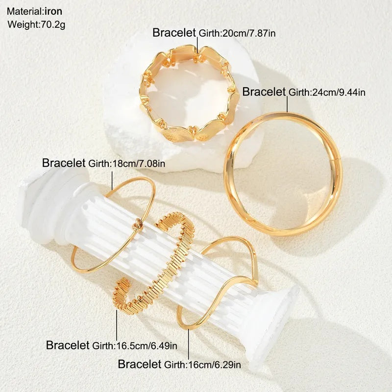 5pcs Vintage Exaggerated Luxury Geometric Design Wide Metal Gold Bangle Set