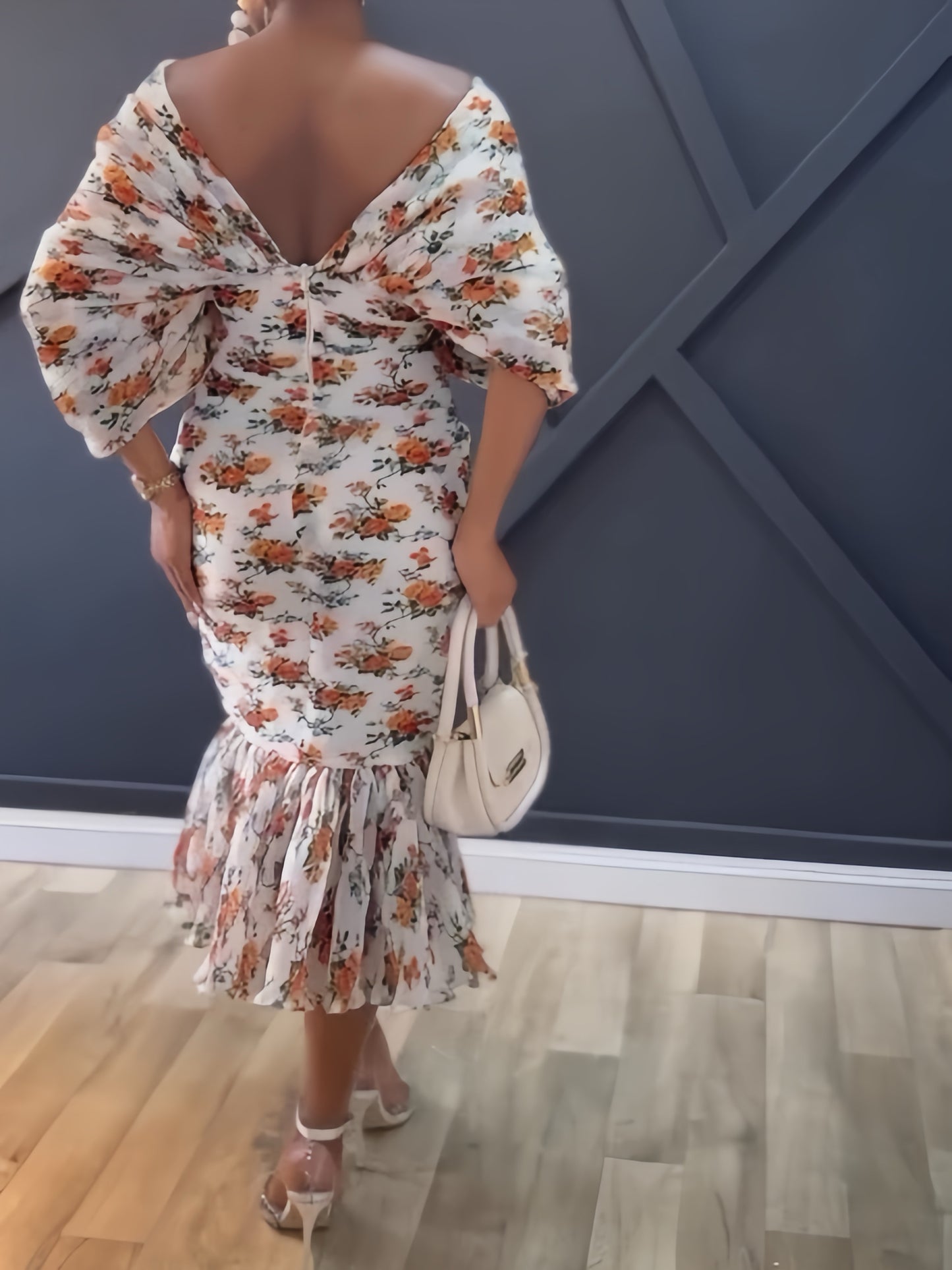 Elegant Pleated Sleeve Printed Maxi Dress