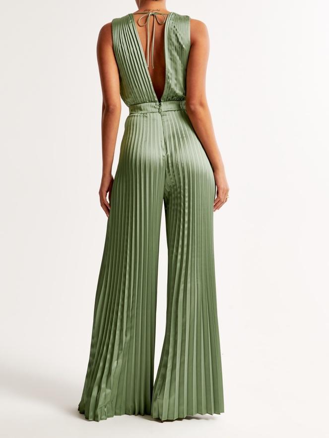 Sleeveless Waist Cutout Pleated Jumpsuit