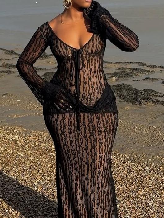 Lace Cup Detail Long Sleeve Maxi Dress