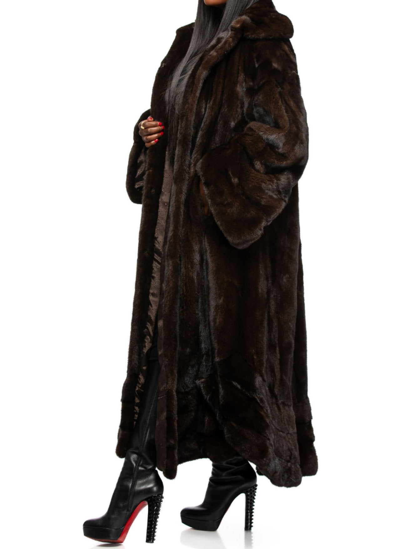 Eco-Friendly Full-Length Swing Mink