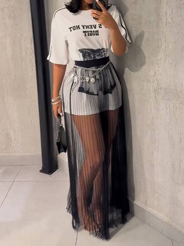 Letter Print T-shirt & Pleated Skirt