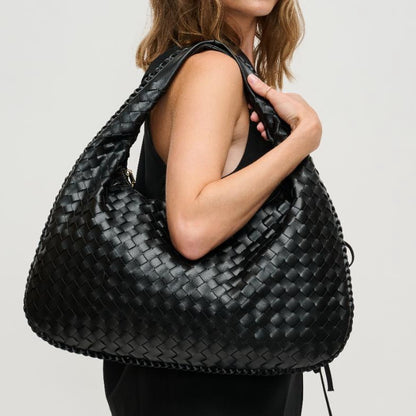Victoria Hobo
