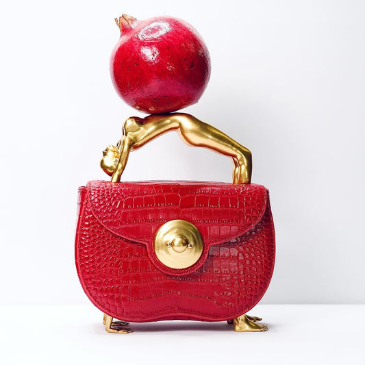FREE WOMAN Handbag