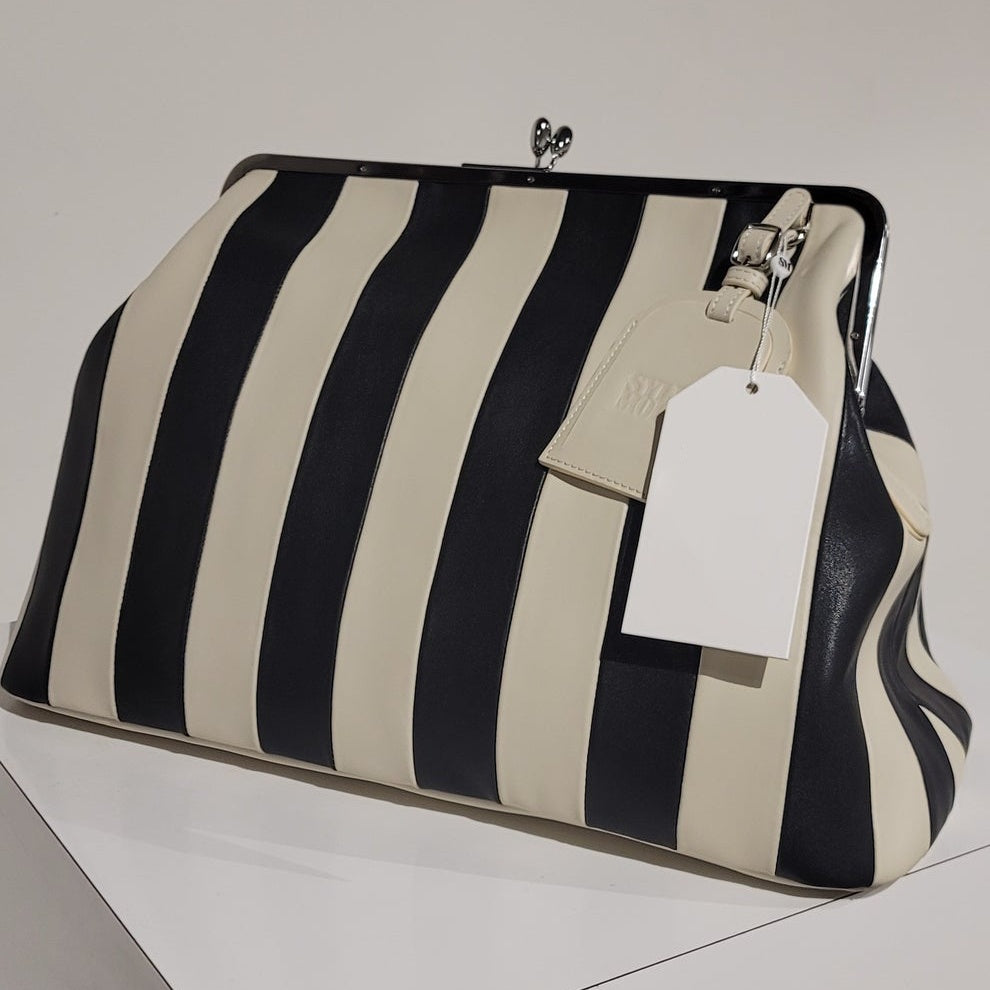 Embossed Premium Leather Kisslock Frame Bag