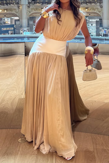 Round Neck Pleated Sleeveless Maxi Dress