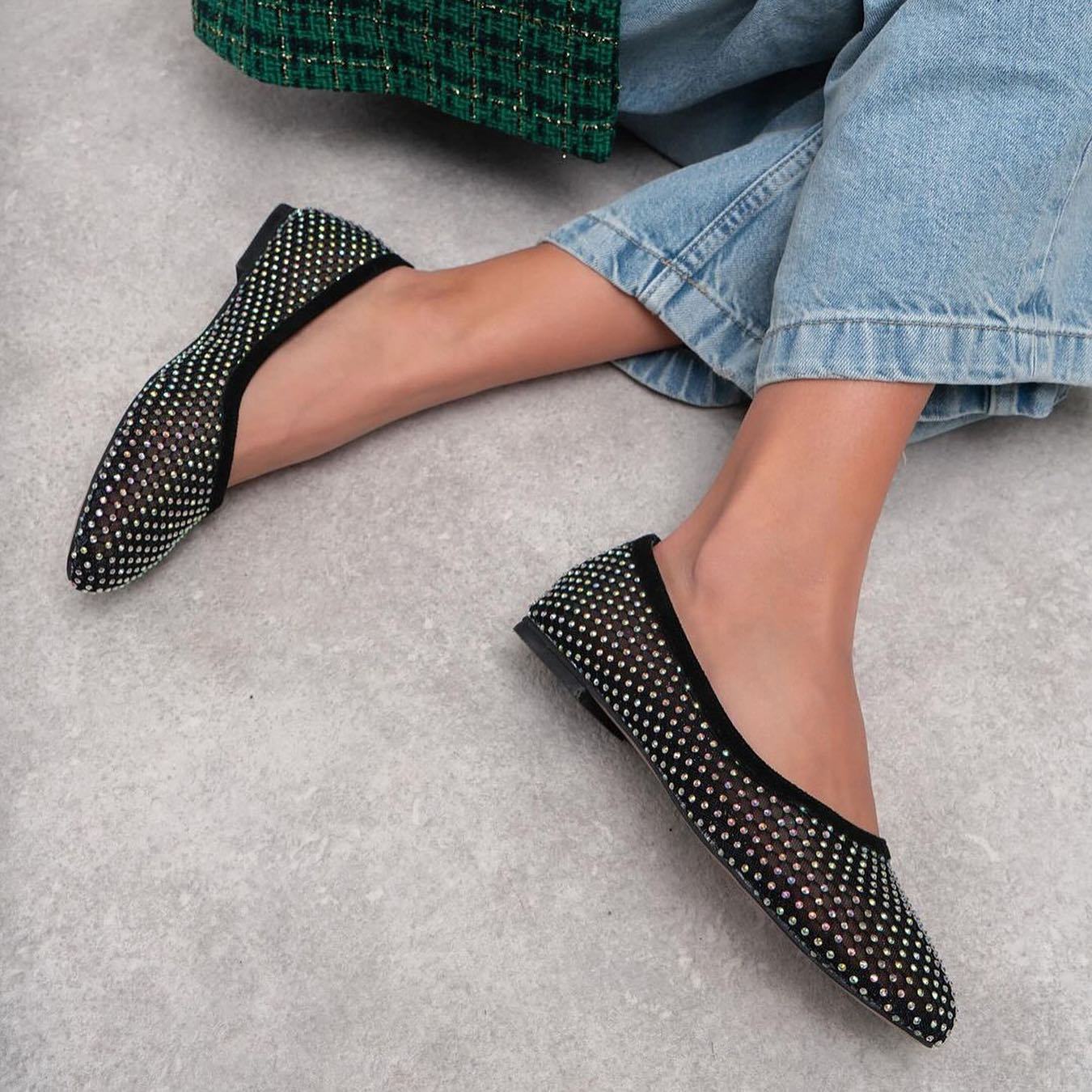 Dazzle Breathable Flat Shoes