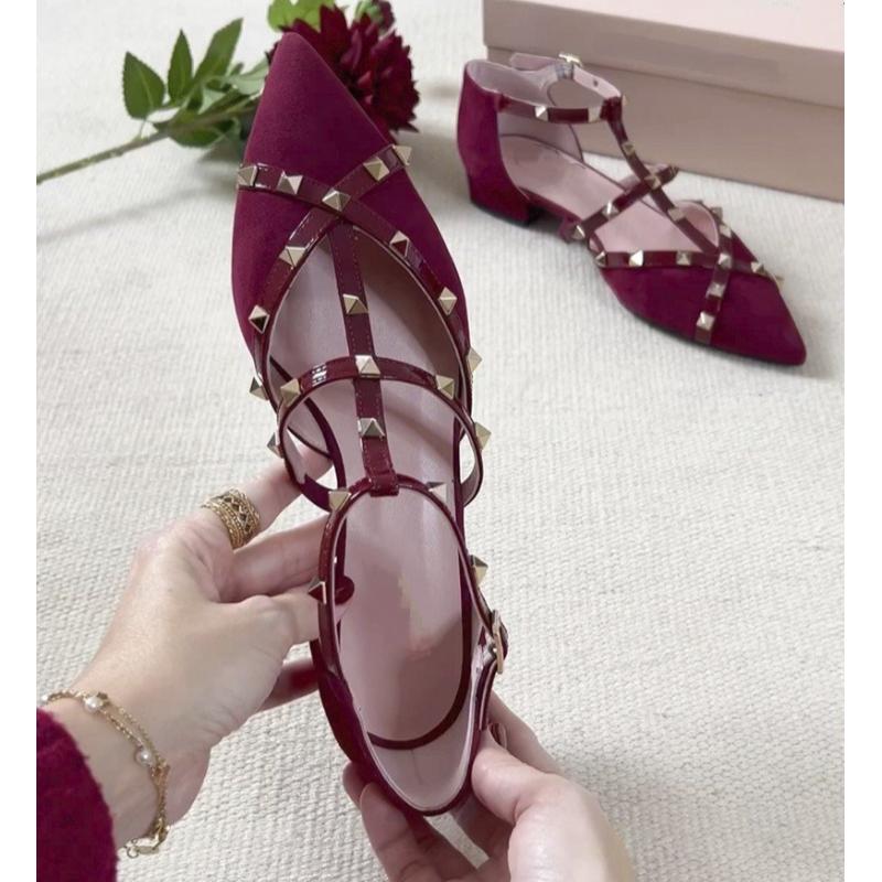 Women's Chic Studded Flats