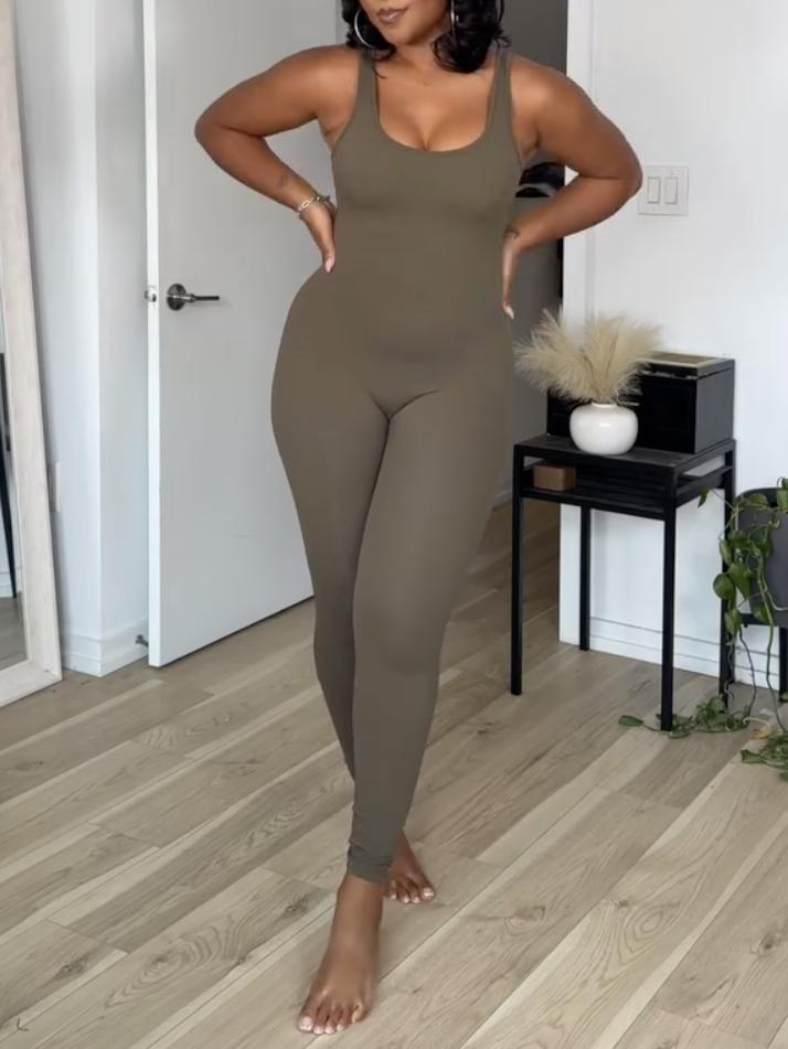 Sleeveless Sexy V Back Scrunch Butt Jumpsuits